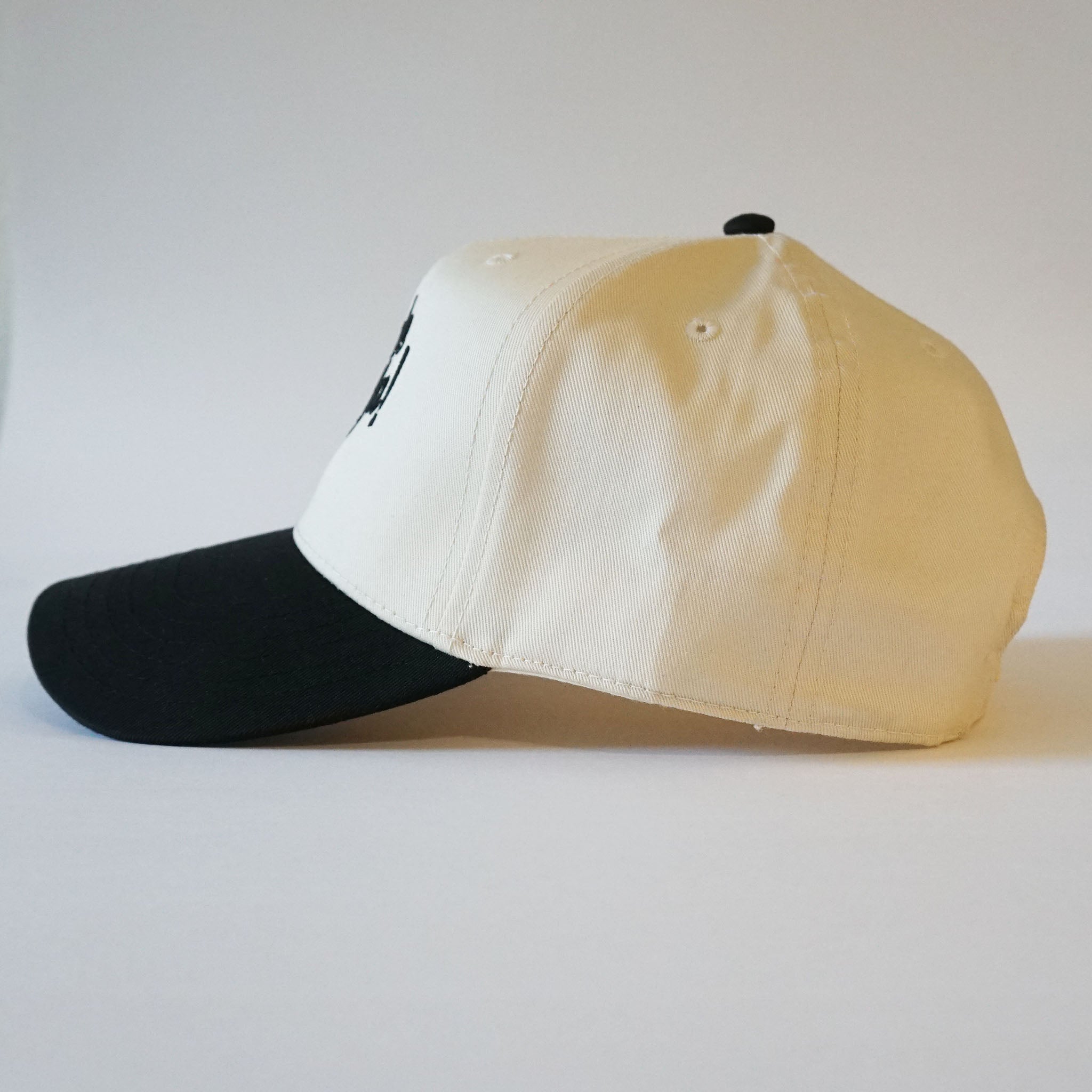 "Howdy" Snapback Natural/Black